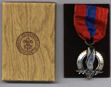 Air Explorer Ace Medal with box, AE-15